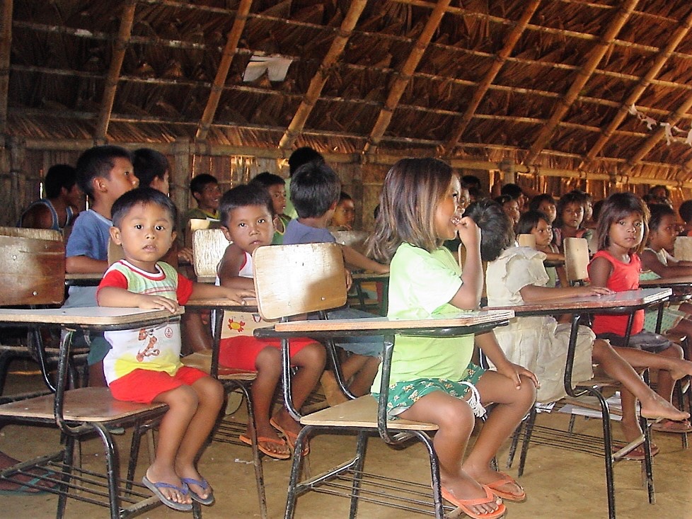 Class in the longhouse in 2010